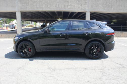 2024 Jaguar F-PACE R-Dynamic S