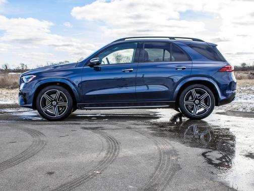 2025 Mercedes-Benz GLE 450 4MATIC