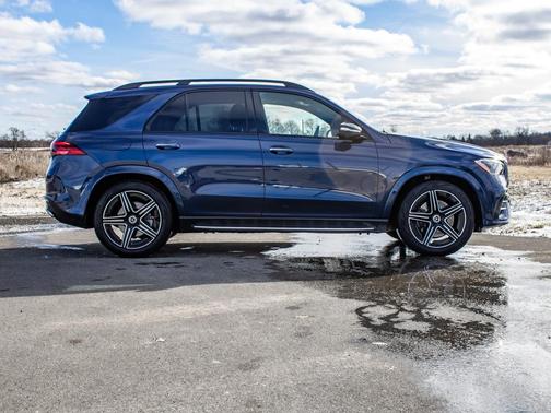 2025 Mercedes-Benz GLE 450 4MATIC