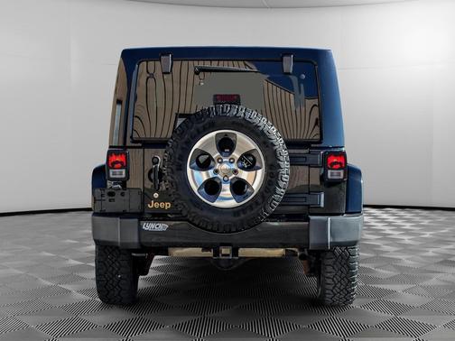Black Clearcoat 2014 Jeep Wrangler Unlimited Dragon Edition