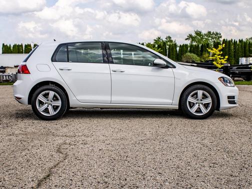 Pure White 2017 Volkswagen Golf TSI Wolfsburg Edition 4-Door
