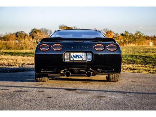 2001 Chevrolet Corvette Base