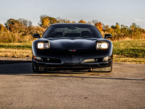 2001 Chevrolet Corvette Base
