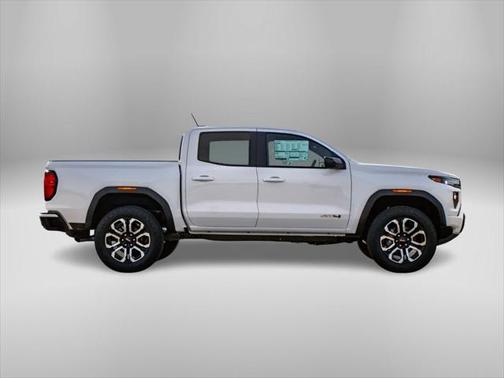 2025 GMC Canyon Base