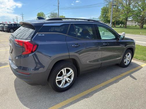 Blue Steel Metallic 2019 GMC Terrain SLE