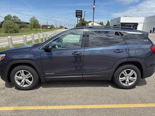 Blue Steel Metallic 2019 GMC Terrain SLE