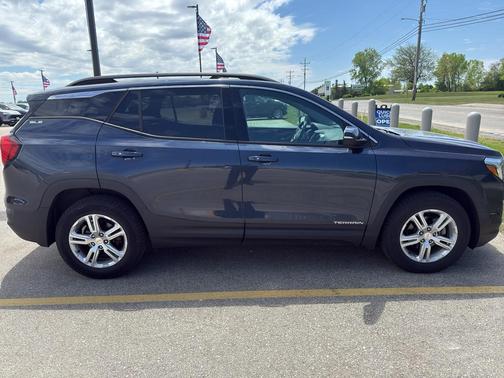 Blue Steel Metallic 2019 GMC Terrain SLE