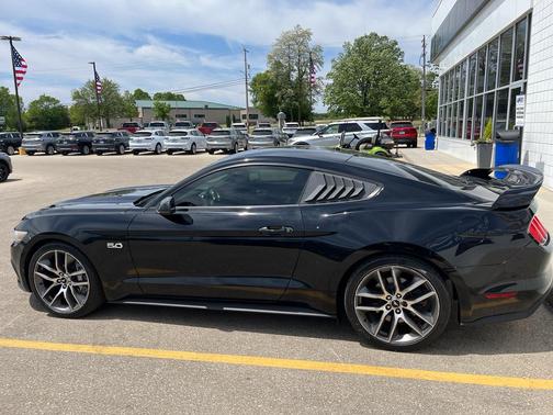 Black 2015 Ford Mustang GT Premium
