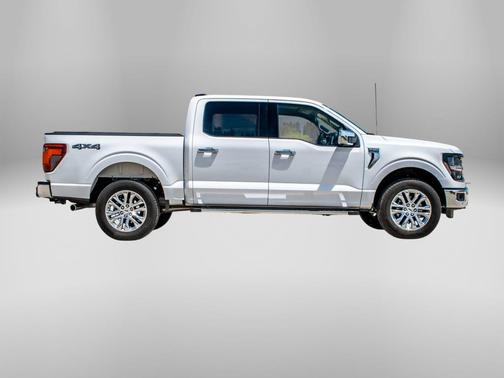 Oxford White 2024 Ford F-150 XLT