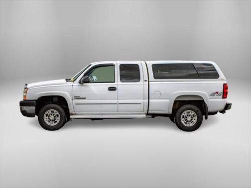 2005 Chevrolet Silverado 2500 LS H/D Extended Cab
