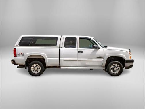 2005 Chevrolet Silverado 2500 LS H/D Extended Cab