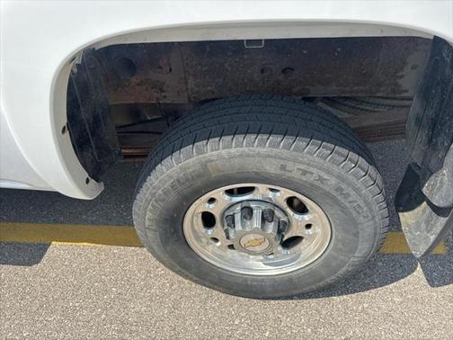 2005 Chevrolet Silverado 2500 LS H/D Extended Cab