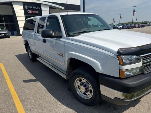 2005 Chevrolet Silverado 2500 LS H/D Extended Cab