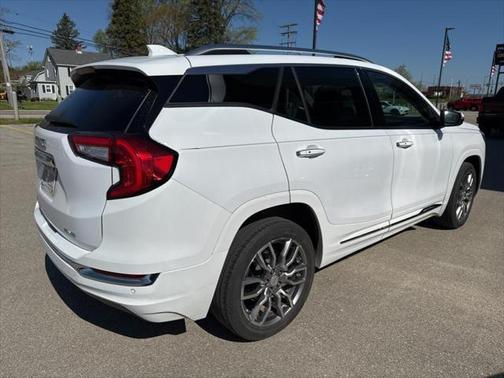 2023 GMC Terrain Denali