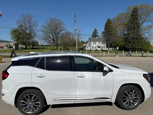 2023 GMC Terrain Denali