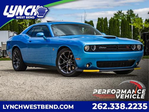 B5 Blue Pearlcoat 2023 Dodge Challenger R/T Scat Pack