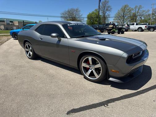 Tungsten Metallic Clearcoat 2012 Dodge Challenger SRT8 392