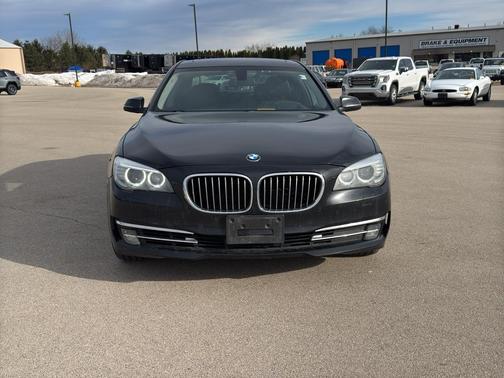 2015 BMW 740 xDrive