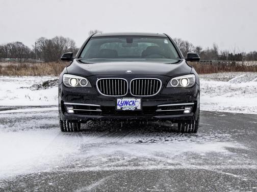 2015 BMW 740 xDrive