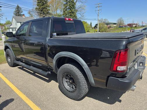 Brilliant Black Crystal Pearl 2015 RAM 1500 Rebel