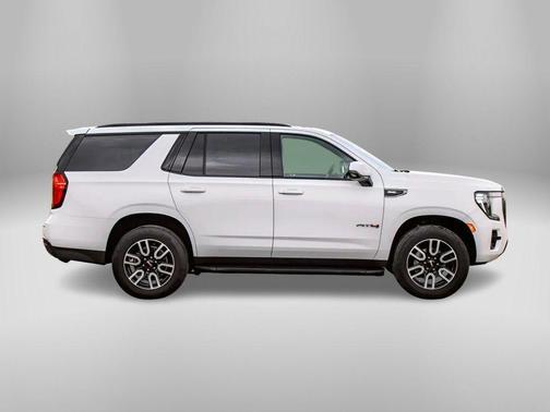 2021 GMC Yukon 4WD AT4
