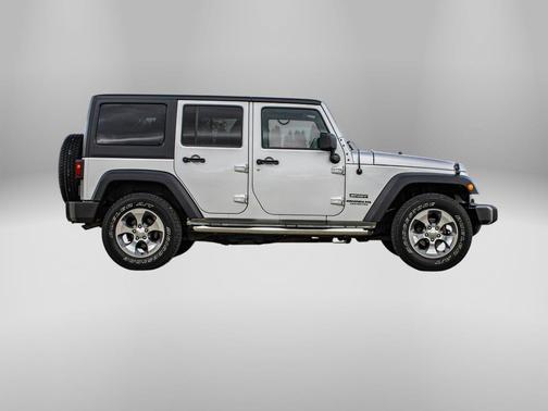 Bright Silver Metallic Clearcoat 2012 Jeep Wrangler Unlimited Sport