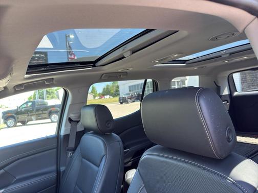 Ebony Twilight Metallic 2023 GMC Acadia AWD SLT
