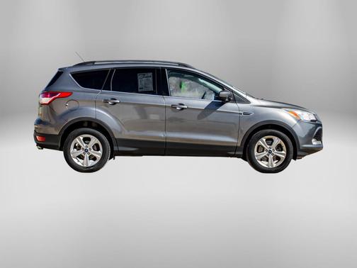 Sterling Gray Metallic 2014 Ford Escape SE