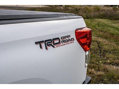 2011 Toyota Tundra Grade