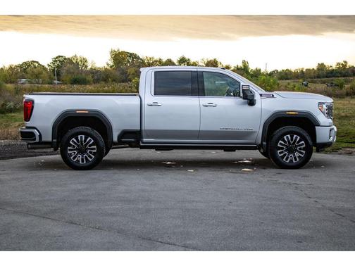 2023 GMC Sierra 3500 Denali