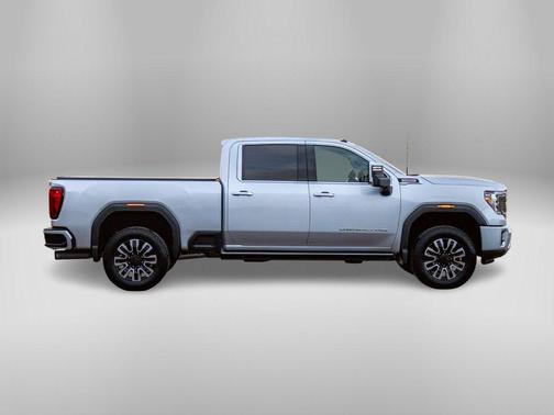 2023 GMC Sierra 3500 Denali