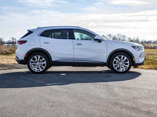 2023 Buick Envision Essence FWD