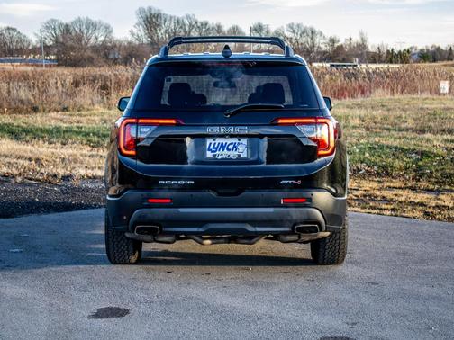 2020 GMC Acadia AWD AT4