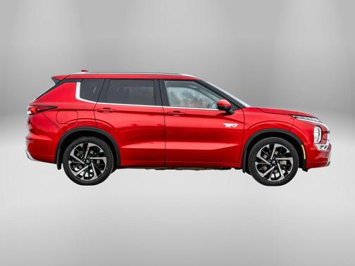 2024 Mitsubishi Outlander PHEV SEL