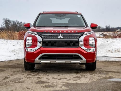 2024 Mitsubishi Outlander PHEV SEL