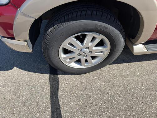 Red Fire Clearcoat Metallic 2006 Ford Explorer Eddie Bauer