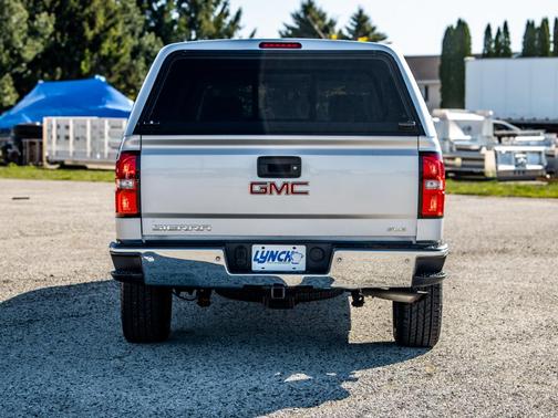 Quicksilver Metallic 2017 GMC Sierra 1500 SLE