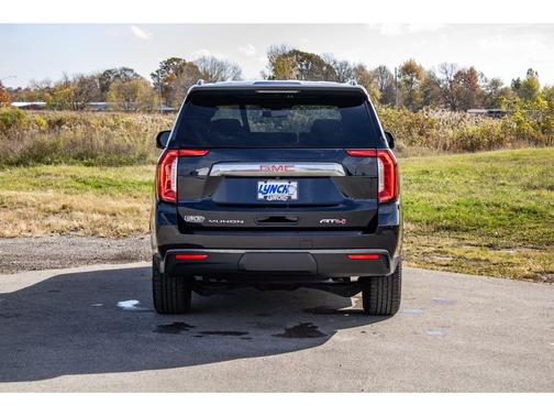 2022 GMC Yukon 4WD AT4