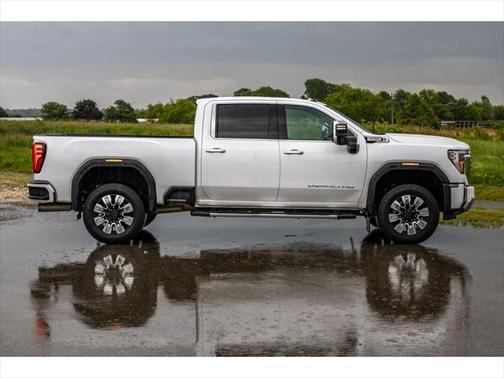 2024 GMC Sierra 3500 Denali