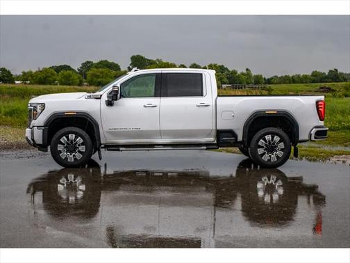 2024 GMC Sierra 3500 Denali