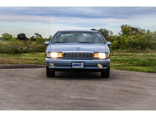 1992 Chevrolet Caprice Base