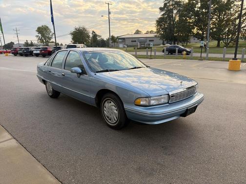 1992 Chevrolet Caprice Base