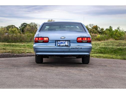1992 Chevrolet Caprice Base