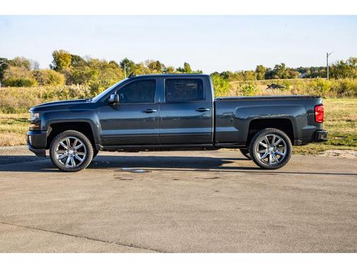 2017 Chevrolet Silverado 1500 2LT