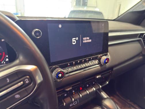 2024 GMC Canyon Elevation