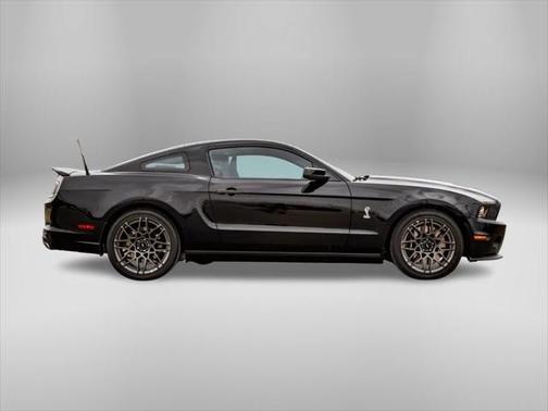 2014 Ford Shelby GT500 Base