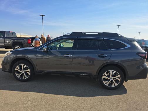2020 Subaru Outback Touring XT