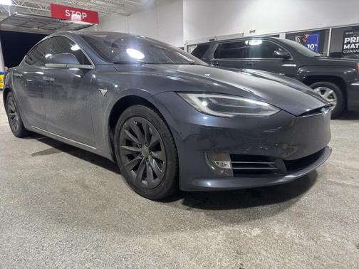 2020 Tesla Model S Long Range Plus