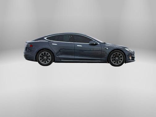 2020 Tesla Model S Long Range Plus