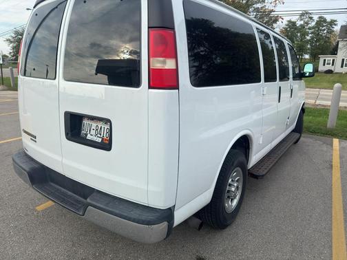 2014 Chevrolet Express 2500 LT